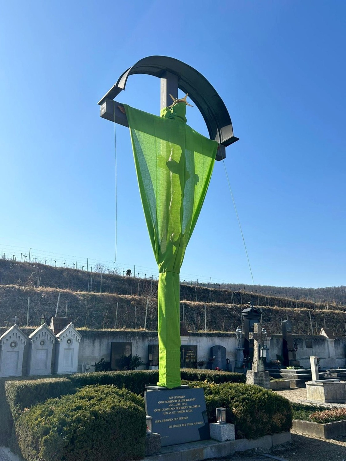 Friedenskreuz / Pfarre Mautern